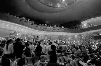 「台中メトロポリタン・オペラハウス」グランドシアター。一般公開時のようす。